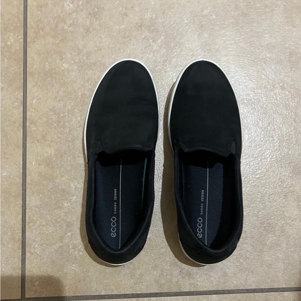 Ecco slip on black